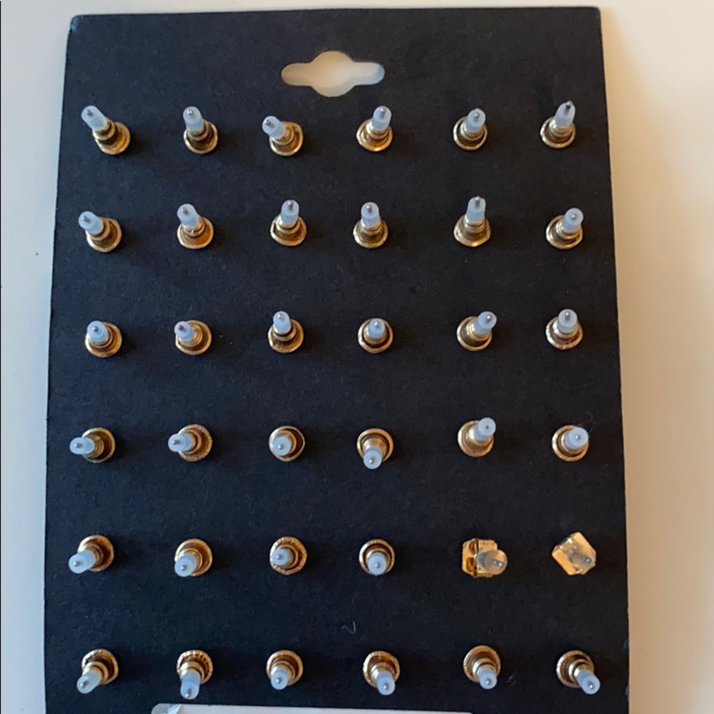 18 Count Target Earring Set - Picture 3 of 3